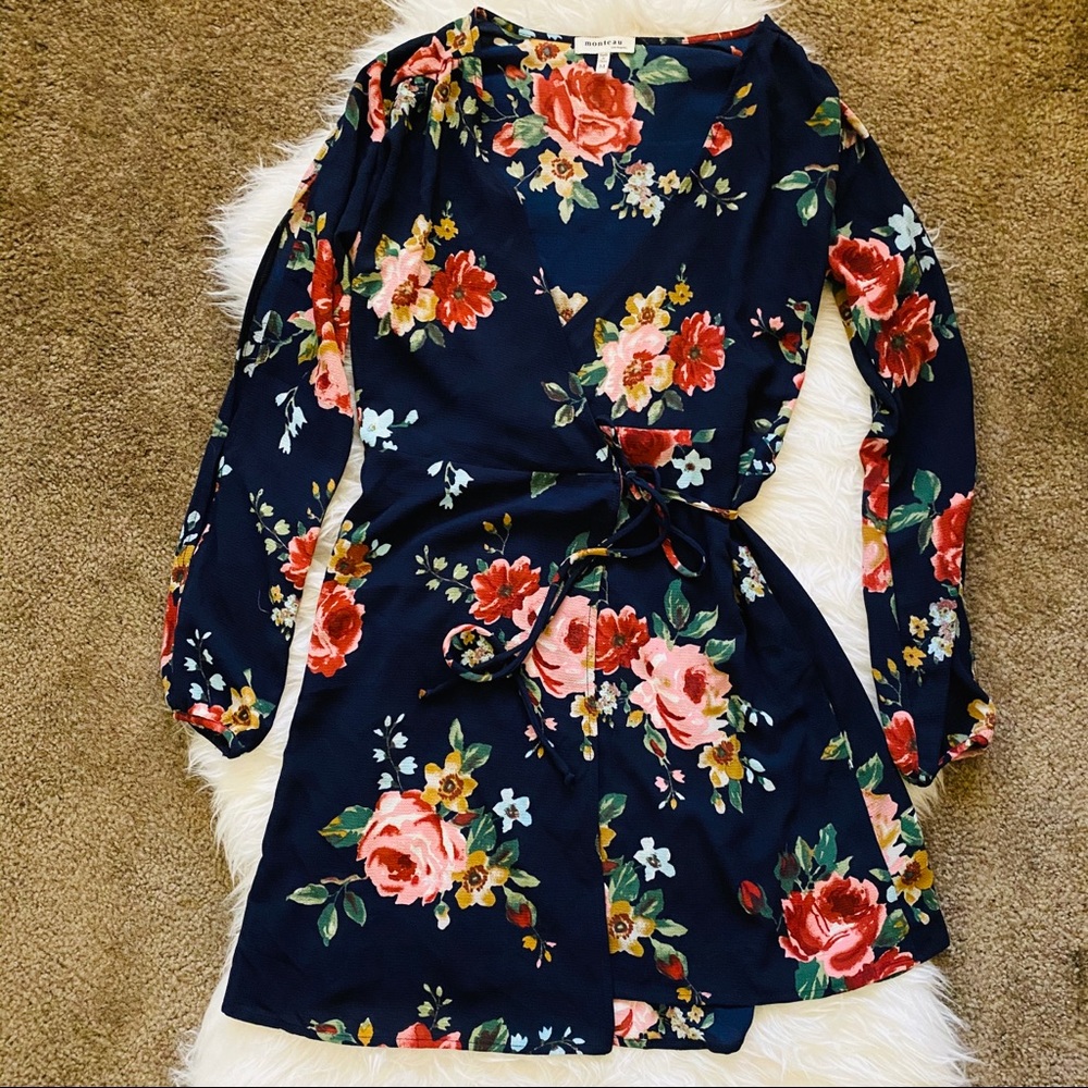 Monteau Los Angeles Floral Wrap Dress